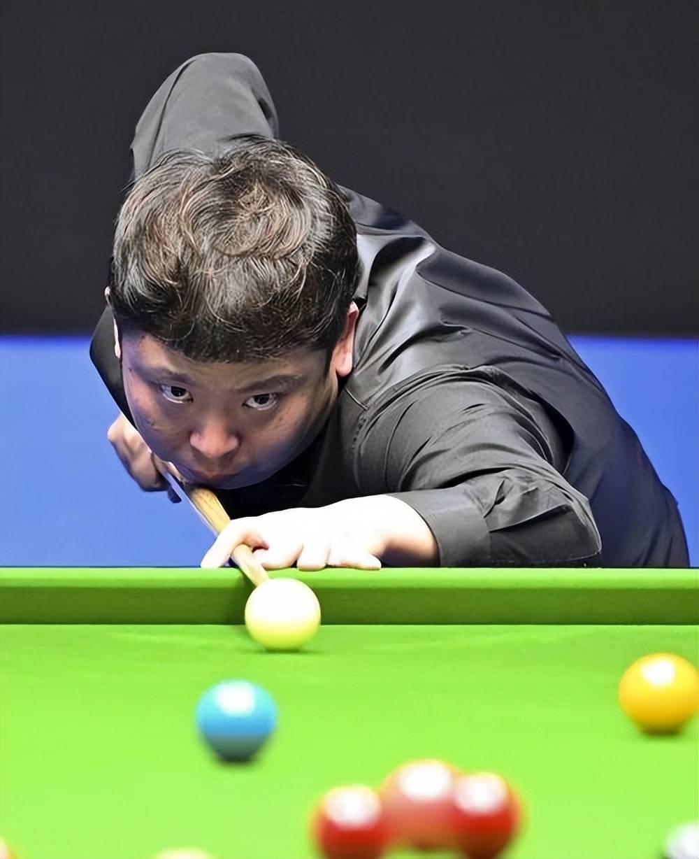 荆楚山猫队失利雪域雄鲨队，斯诺克邀请赛上演关键失误成转折！门前嗅觉决定胜负的简单介绍