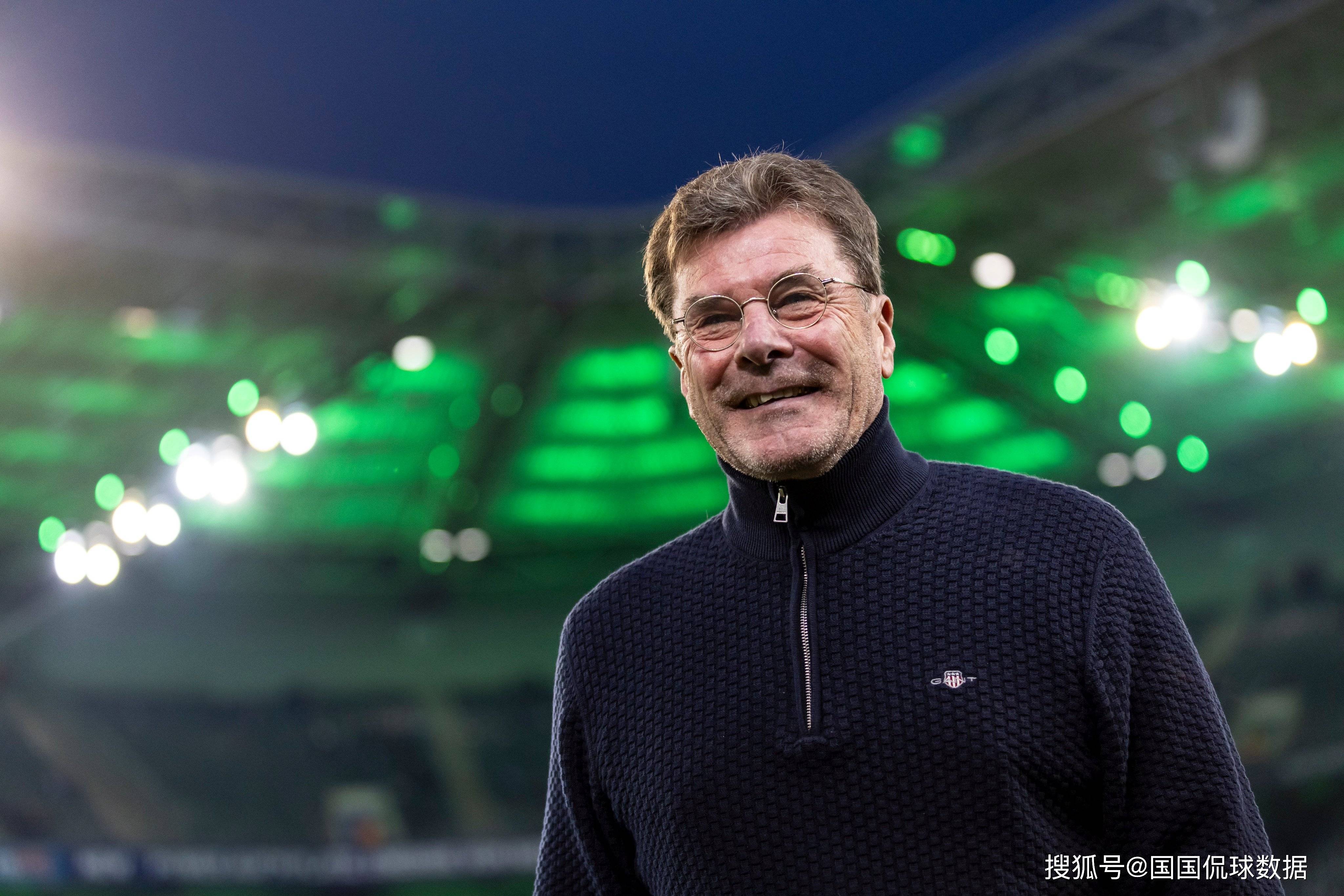  埃蒙斯在雅典奥运的比赛中脱靶 