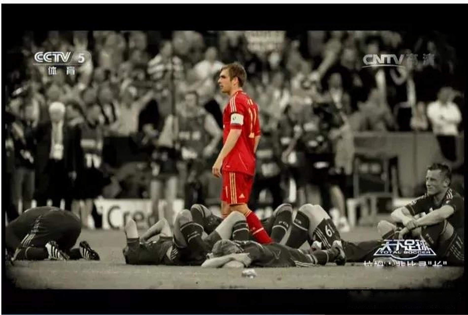 西亚卡姆在拜仁比赛中败北，爆冷引发热议！的简单介绍