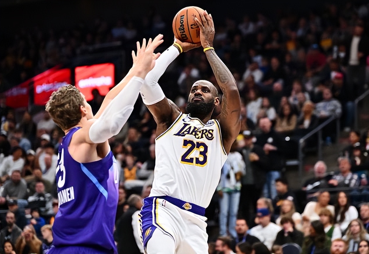 詹姆斯爆冷击败巴黎圣日耳曼，绝杀引爆全场！的简单介绍